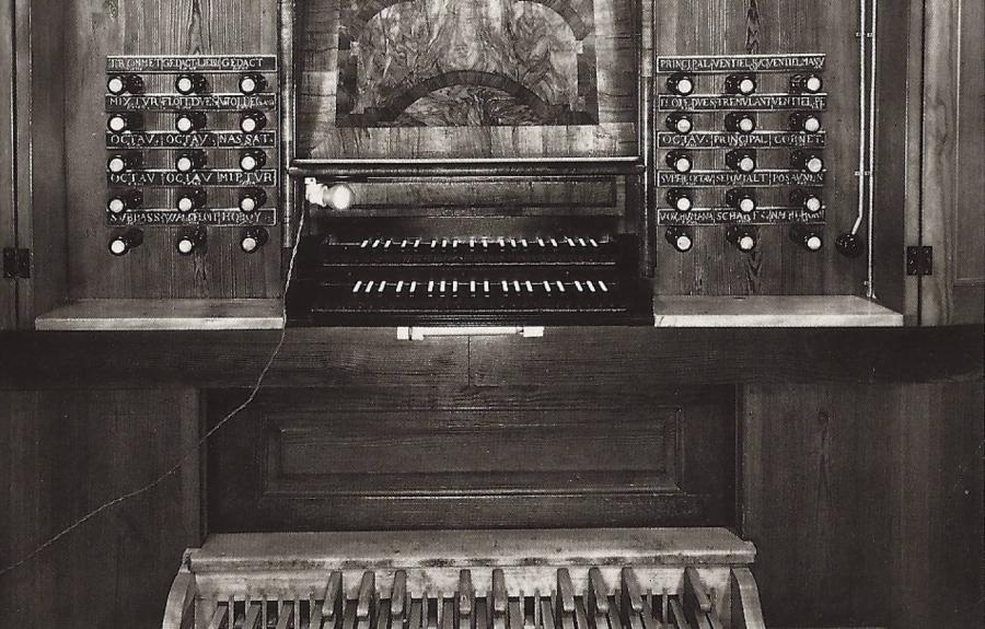 Schnitger Organ Console